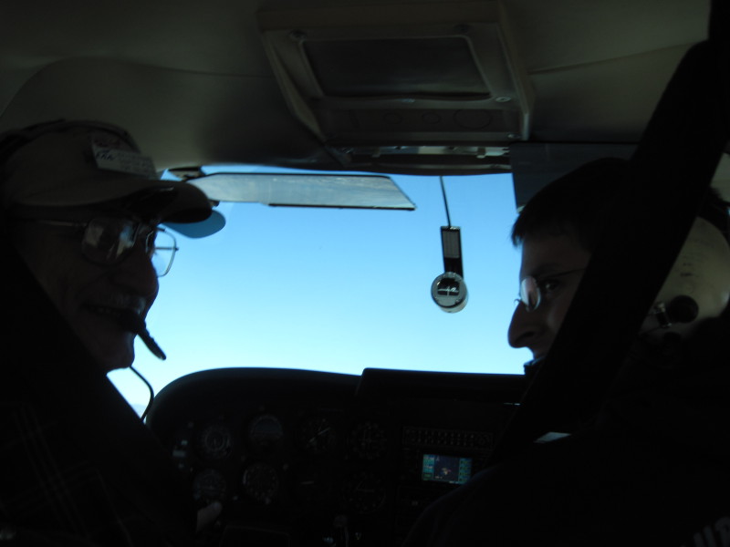 Scaled image img-1980-FNL-Moriah-Josh-20110323-pilot-copilot.jpg 