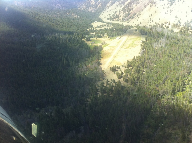 Scaled image Castle Creek Ranch (Castle Creek Hideaway) airstrip.jpg 