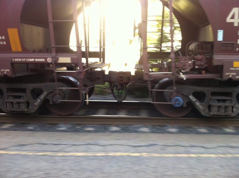 Scaled image Panned shot of coupler.jpg 