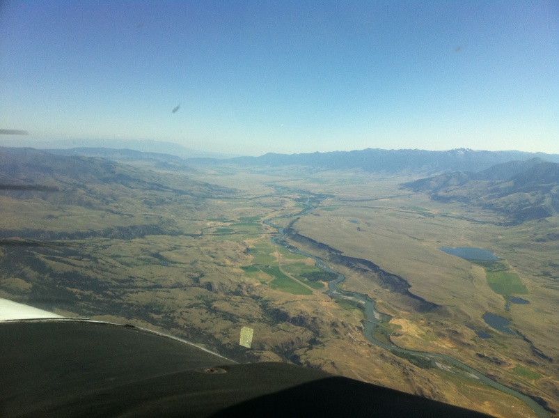 Scaled image Paradise Valley and Yellowston River.jpg 