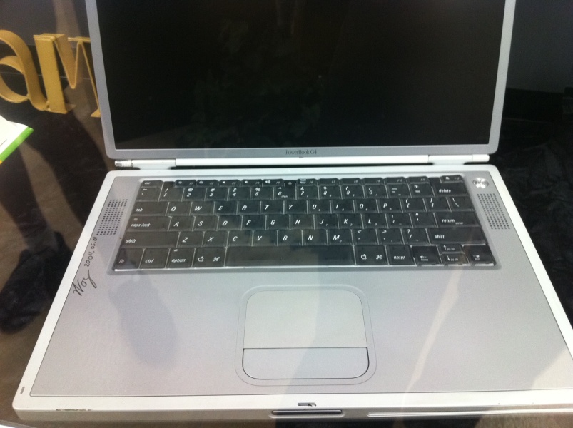 Scaled image Titanium Powerbook signed by Steve Wozniak.jpg 