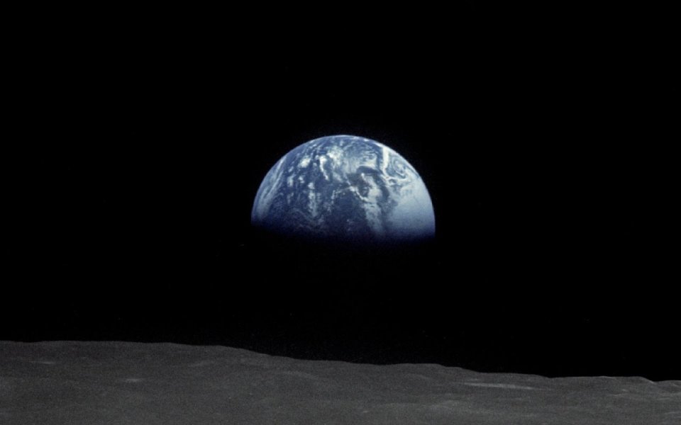Scaled image earthrise.jpg 